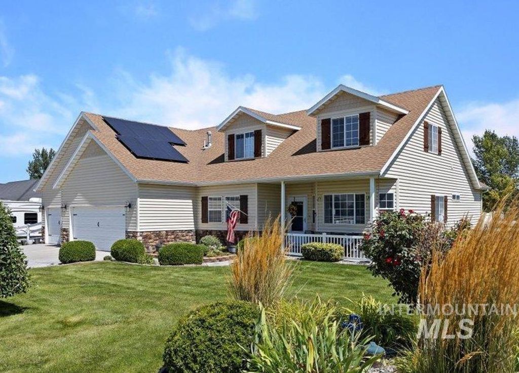 Photo of 3702 N 2481 E, Twin Falls, ID 83301 (MLS # 98942665)