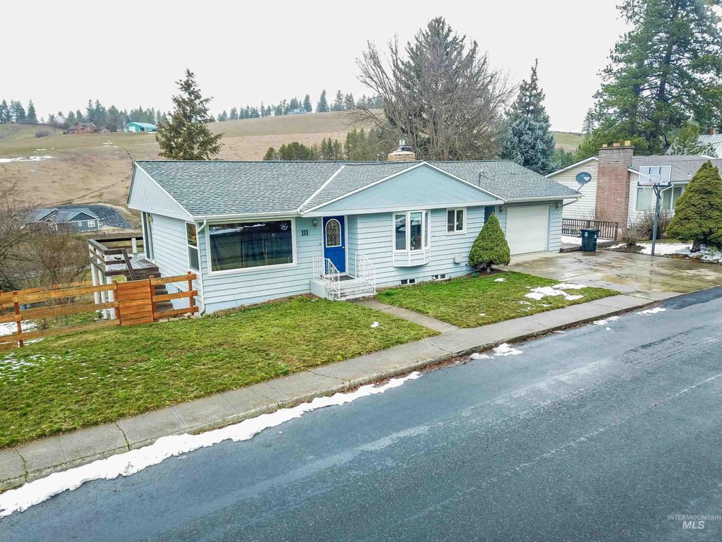 Photo of 111 E A Street, Troy, ID 83871 (MLS # 98975720)