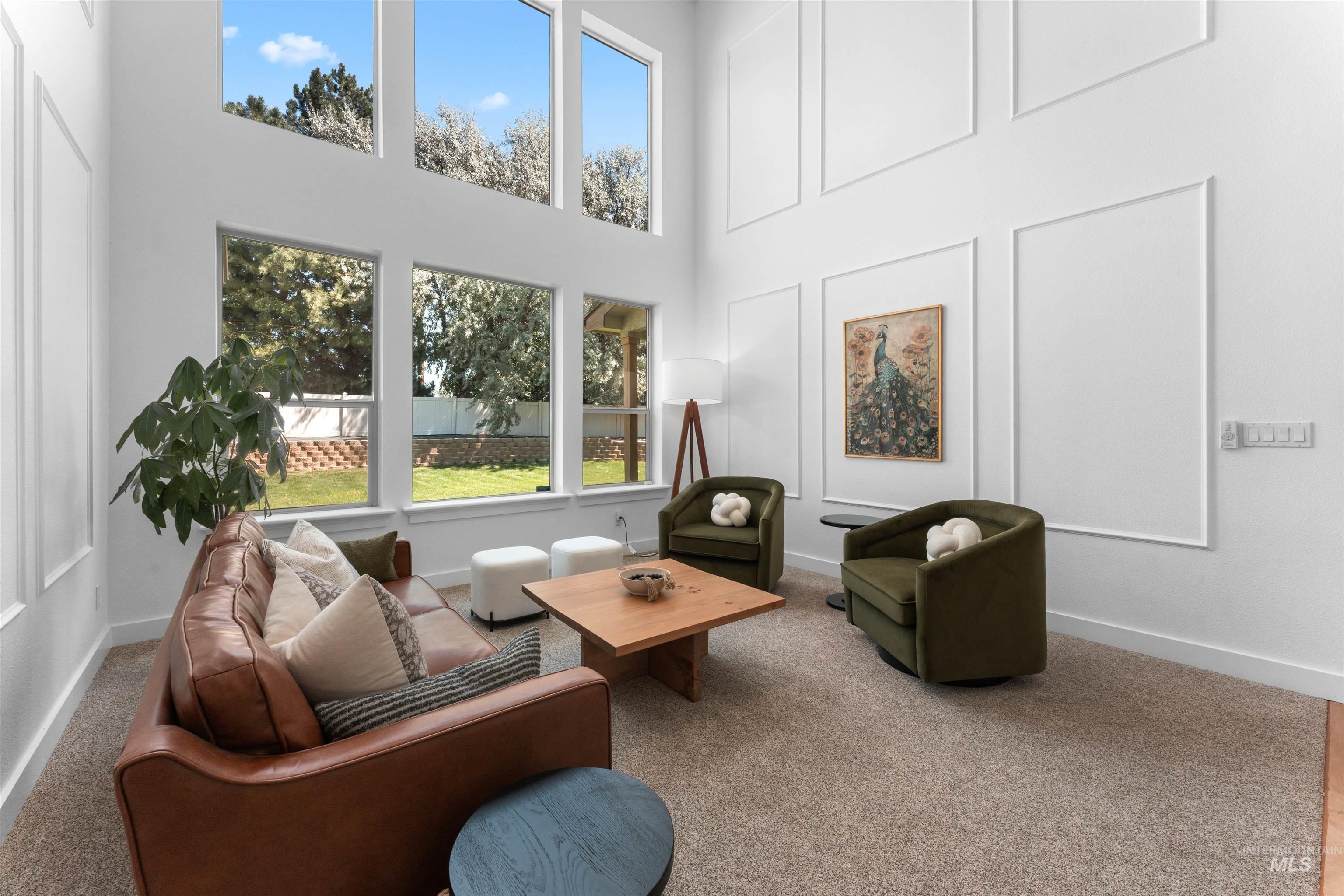 342 N Clearpoint Way