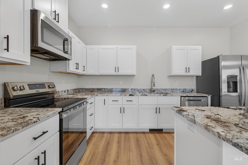 Photo of 606 Warner Avenue #A &amp; B, Lewiston, ID 83501 (MLS # 99000394)