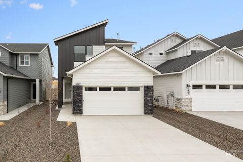 Photo of 1533 W Braden Dr, Meridian, ID 83642 (MLS # 98986283)