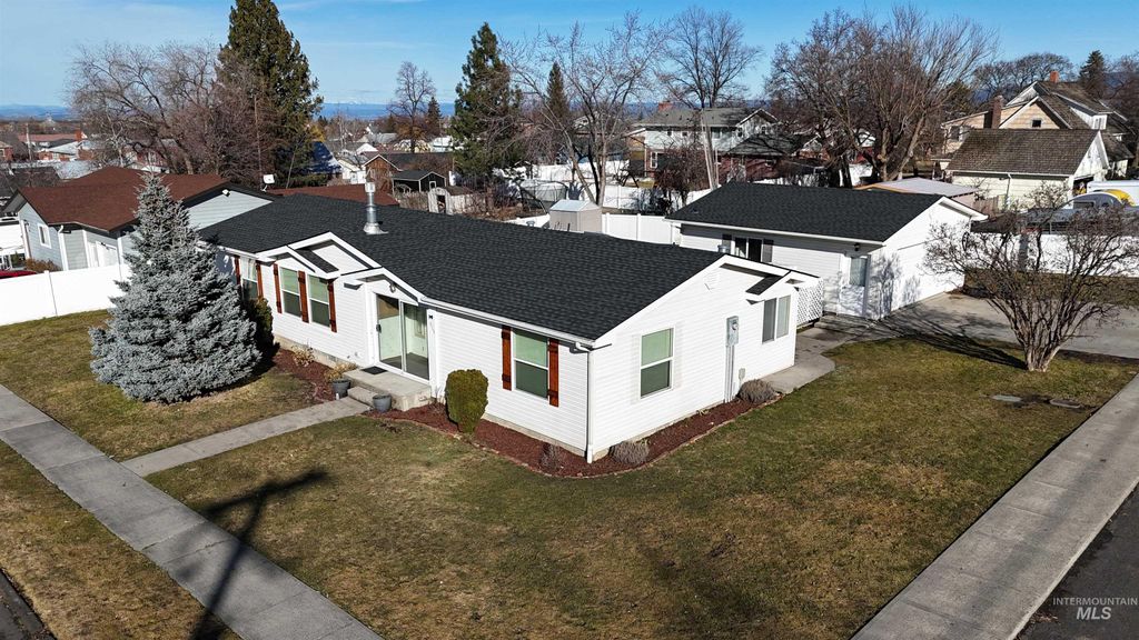 Photo of 515 S C Street, Grangeville, ID 83530 (MLS # 98975998)