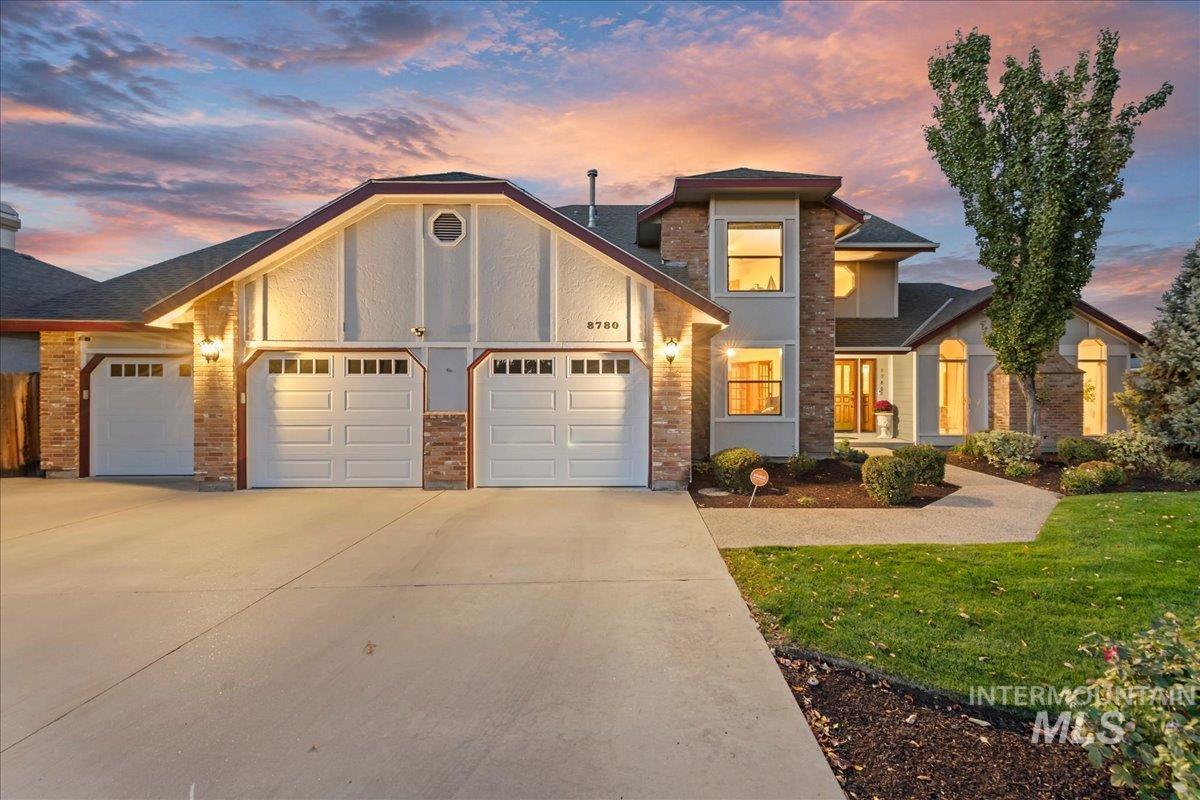 8780 W Clovis Dr