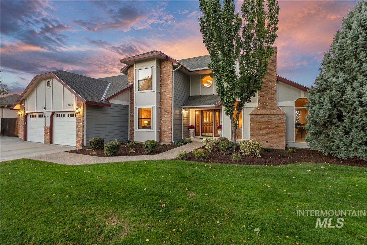 8780 W Clovis Dr