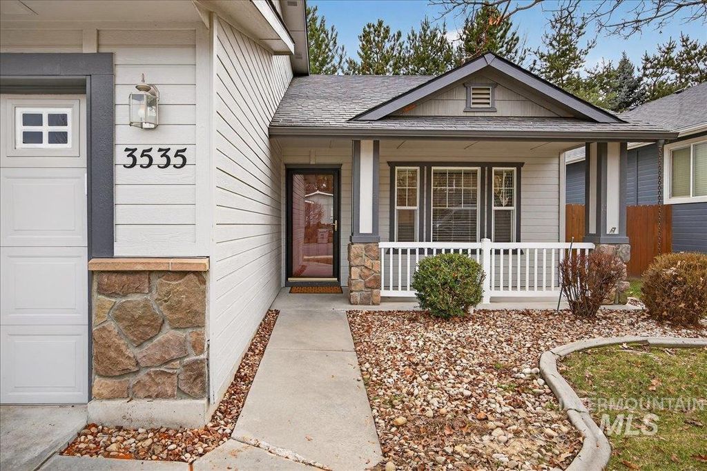 Photo of 3535 E Fort Boise Ln, Boise, ID 83716 (MLS # 98972422)