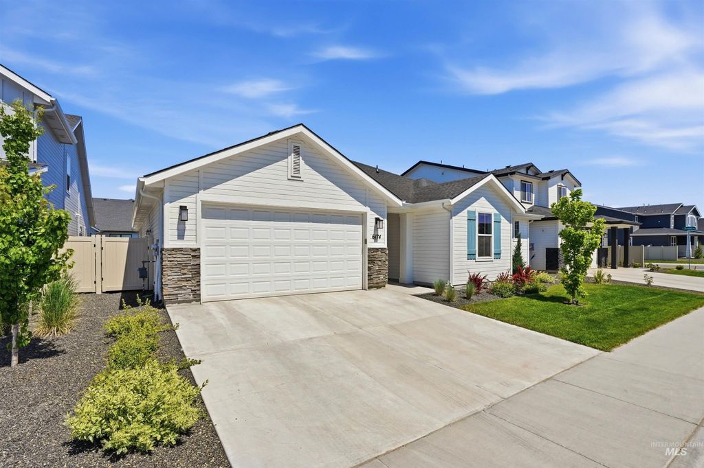Photo of 6174 W Parachute Dr, Meridian, ID 83646 (MLS # 98986385)