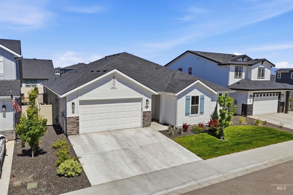 Photo of 6174 W Parachute Dr, Meridian, ID 83646 (MLS # 98986385)