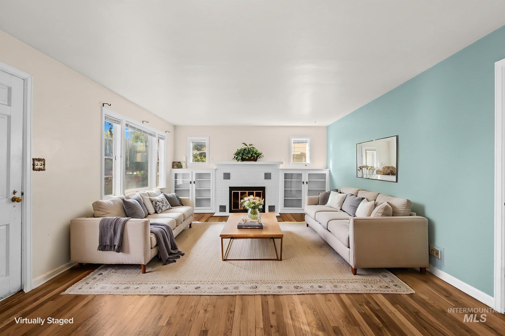 1717 S Manitou