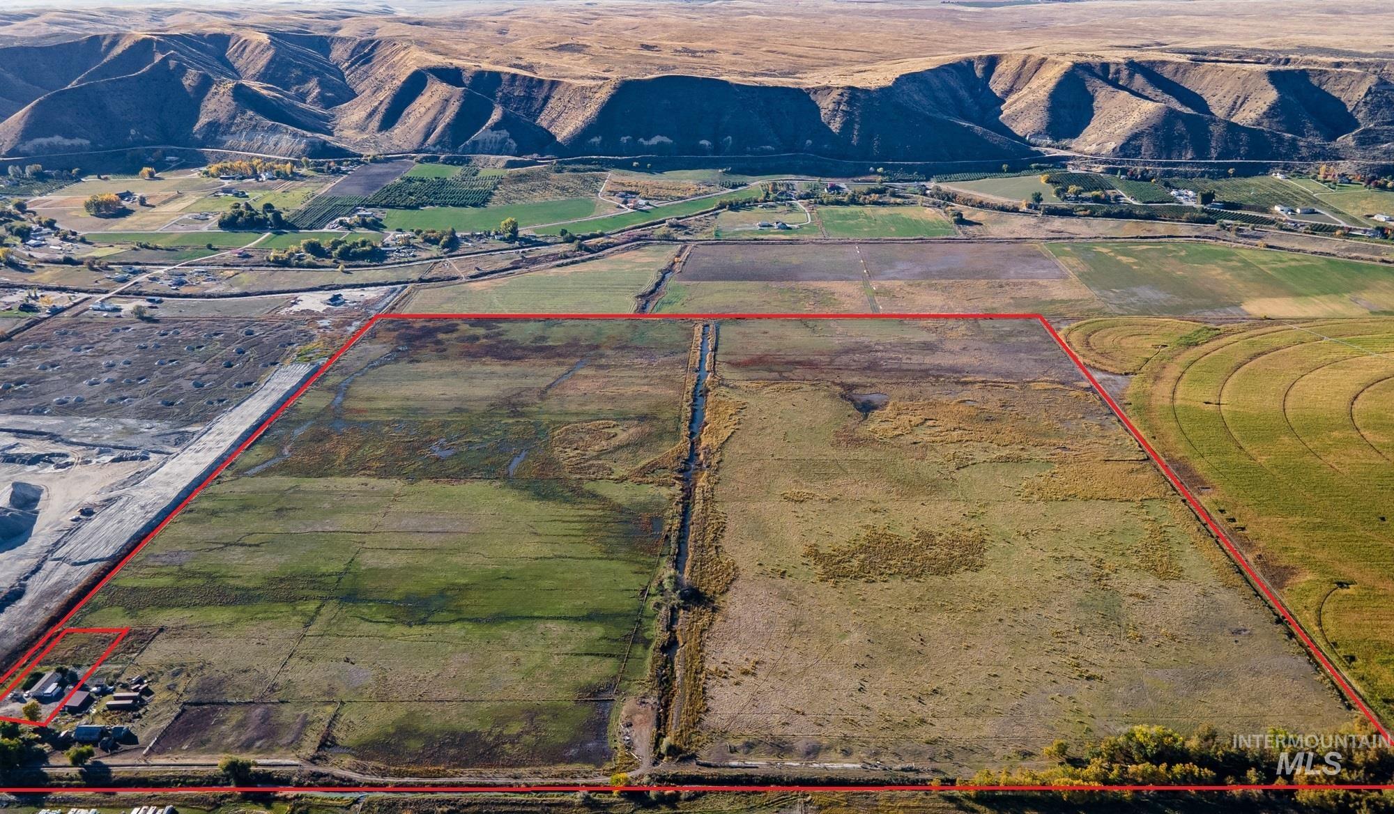 2223 W Sales Yard