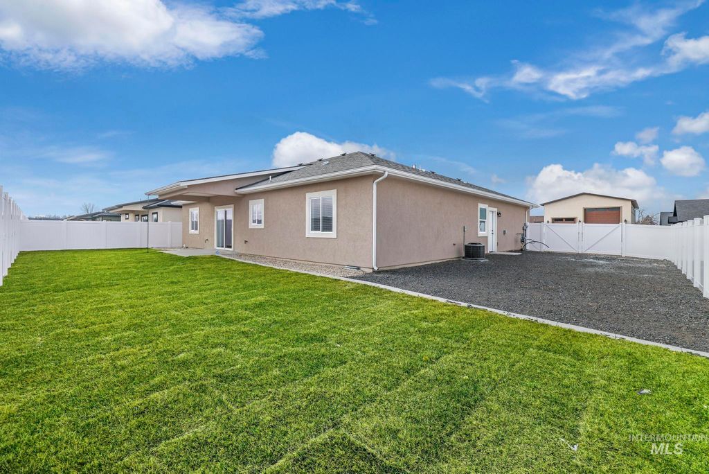 Photo of 1442 Haizlee Way, Twin Falls, ID 83301 (MLS # 98981525)