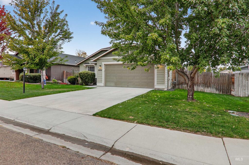 Photo of 11694 Wilmington St, Caldwell, ID 83605 (MLS # 98963353)