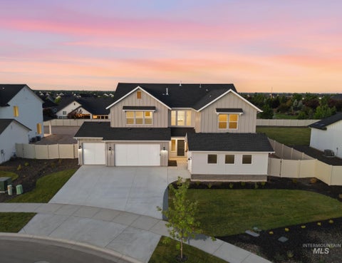 Photo of 5503 W Yarnell St, Eagle, ID 83669 (MLS # 98968140)