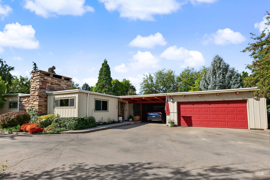 Photo of 508 E Elm Ave, Parma, ID 83660 (MLS # 99001881)