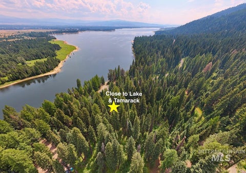 Photo of 3 West Mountain Road, Donnelly, ID 83615 (MLS # 98997840)