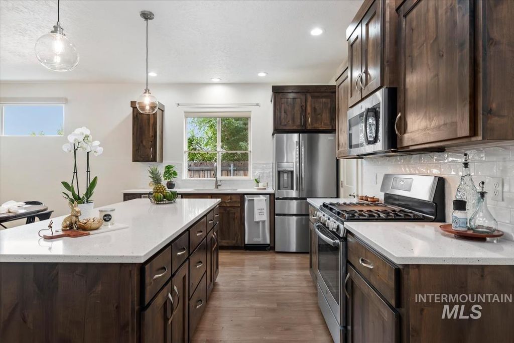 Photo of 9617 W De Witt St, Boise, ID 83704 (MLS # 98991052)