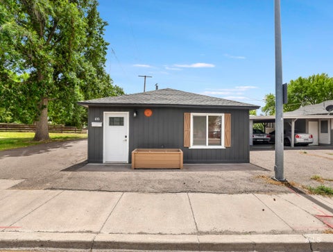 Photo of 830 Filer Ave, Twin Falls, ID 83301 (MLS # 98989639)