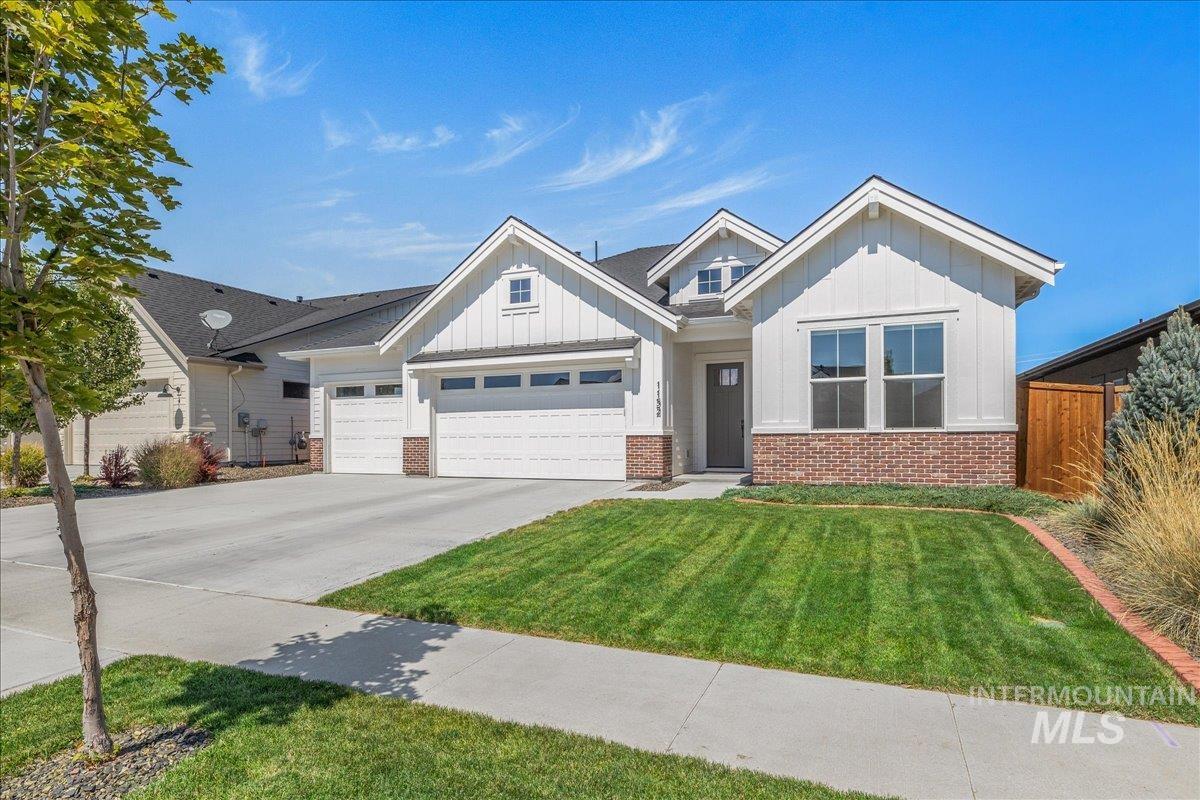 1152 W Capstone  Drive