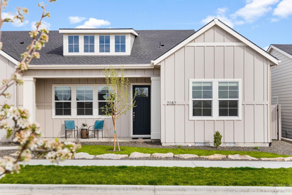 Photo of 2182 N Milestone Way, Star, ID 83669 (MLS # 98979213)