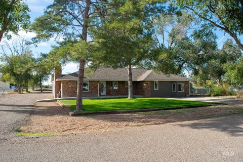 4205 NE Alexander Way Mountain Home ID 83647