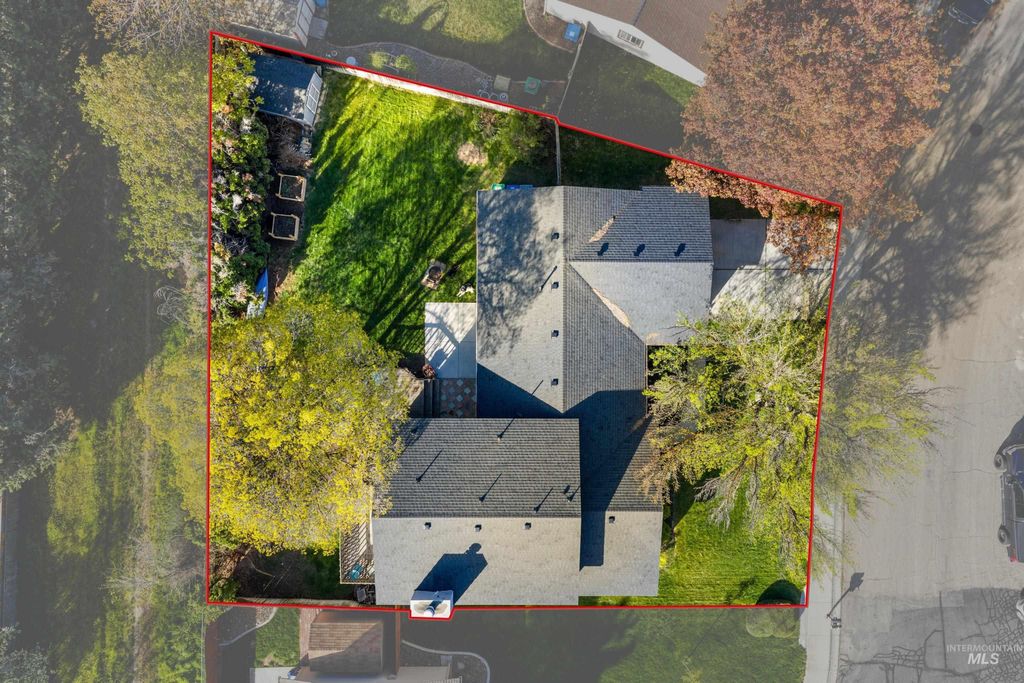 Photo of 9066 W Brookview Ct, Boise, ID 83709 (MLS # 98982459)