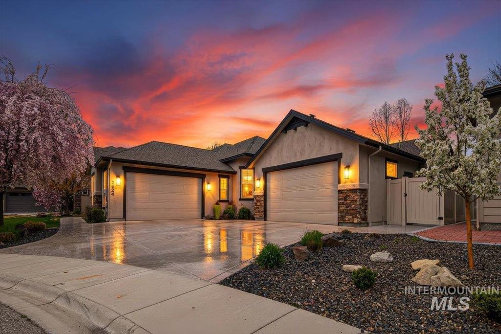 Photo of 3654 E Brentor Court, Meridian, ID 83642 (MLS # 98981270)