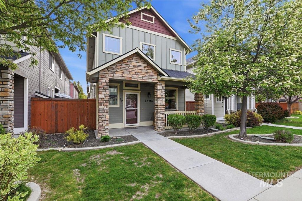 Photo of 4406 S Axiom Ave, Boise, ID 83716 (MLS # 98983224)