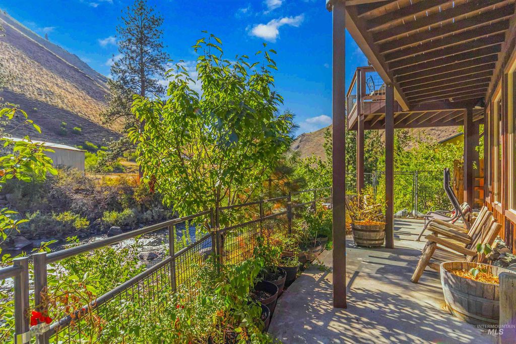 Photo of 1352 S Main Street, Riggins, ID 83549 (MLS # 98979051)