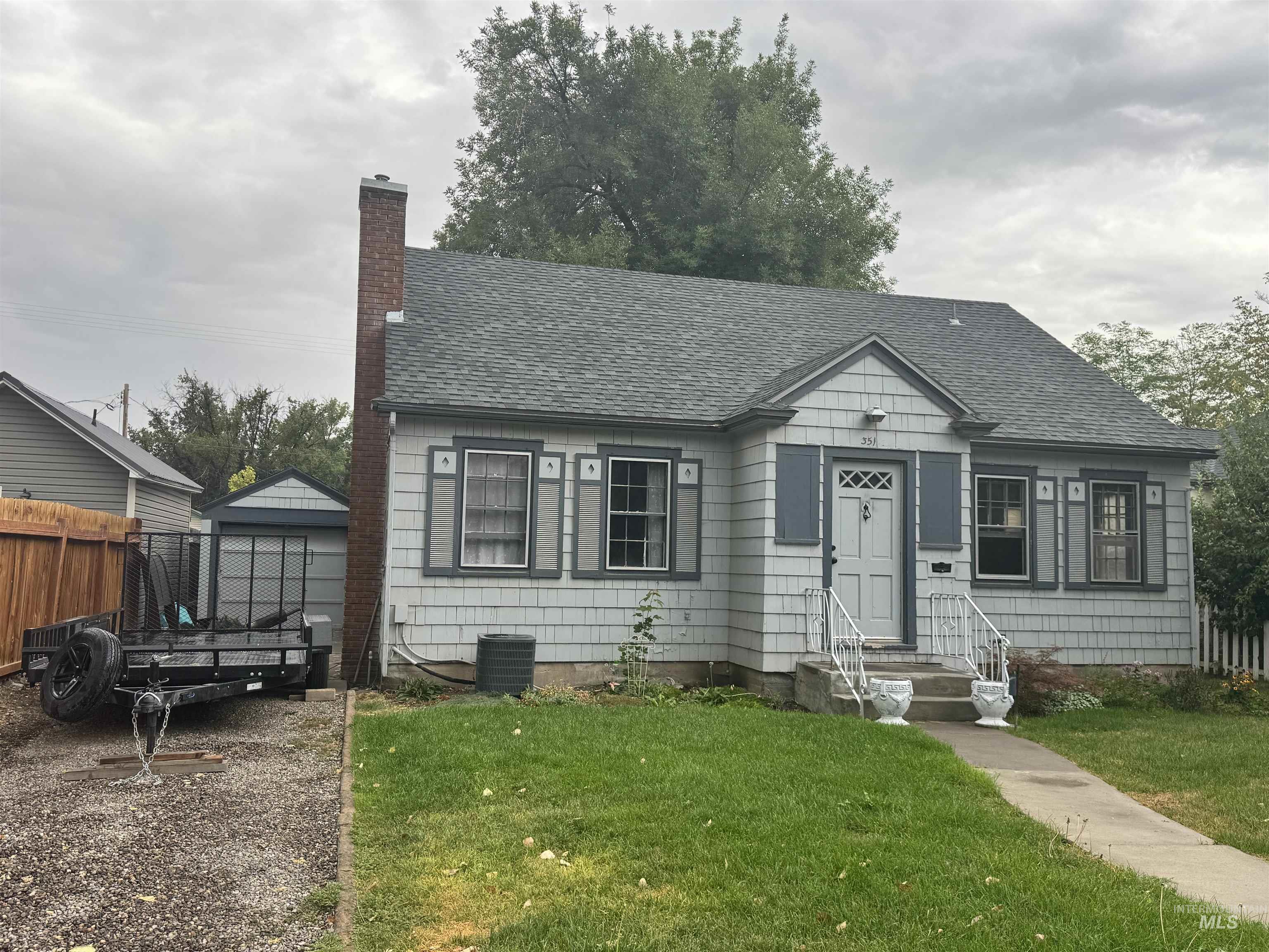 351 7th Avenue North