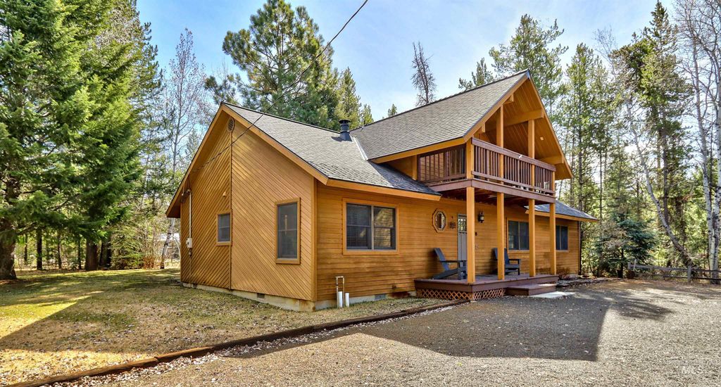 Photo of 12712 Hereford, Donnelly, ID 83615 (MLS # 98979844)