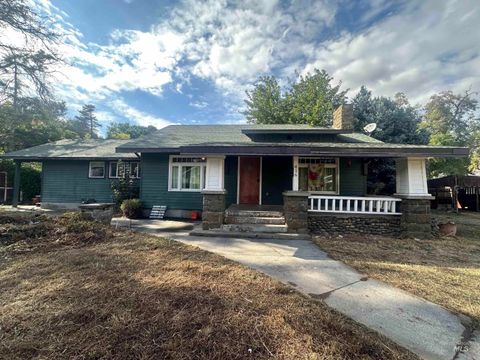 Photo of 416 12th Street, Lewiston, ID 83501 (MLS # 98962699)