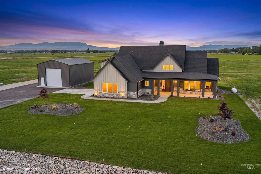 Photo of 3990 Eleanor Ln, Emmett, ID 83617 (MLS # 98988377)