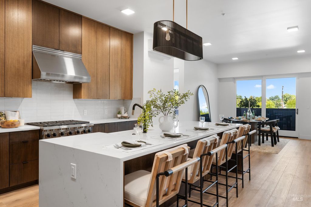 Photo of 55 E State St #304, Eagle, ID 83616 (MLS # 98961514)