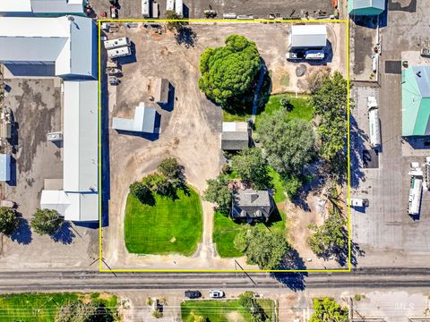 Photo of 1213 Burley Ave, Buhl, ID 83316 (MLS # 98964777)