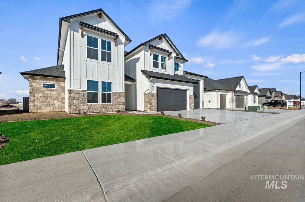 Photo of 2083 N Rockdale Ave, Kuna, ID 83634 (MLS # 98974585)