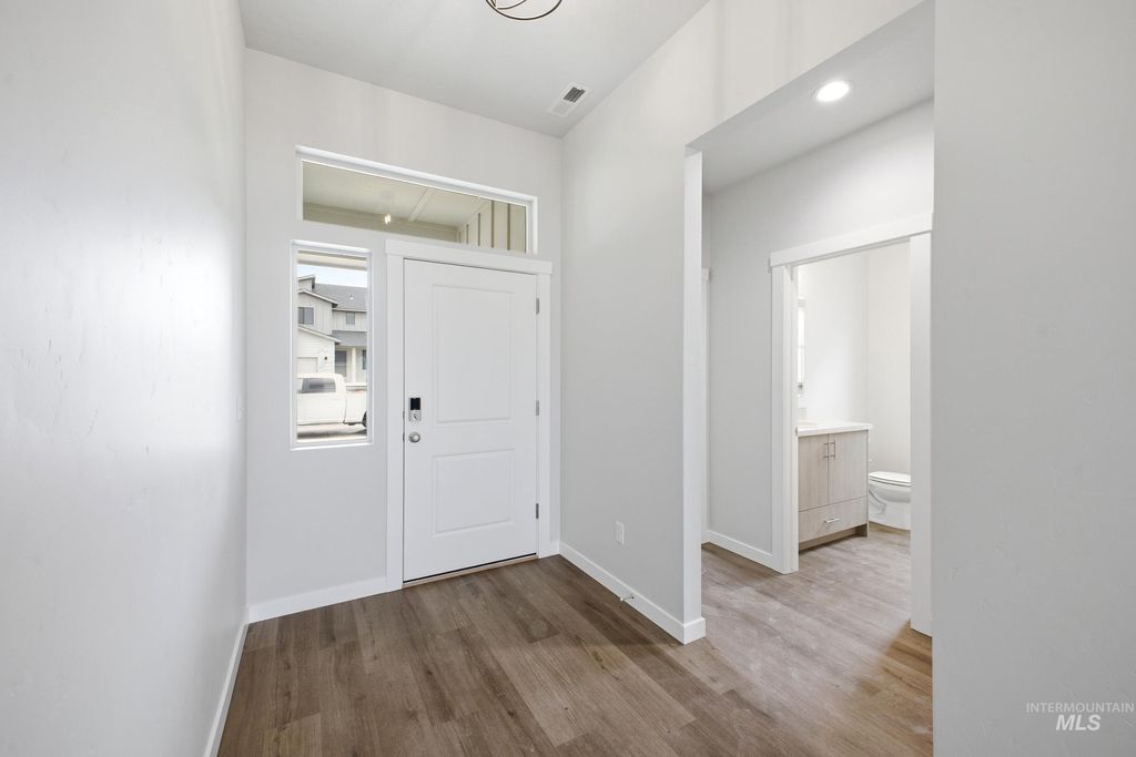 Photo of 5293 S Memory Ave, Meridian, ID 83642 (MLS # 98981605)