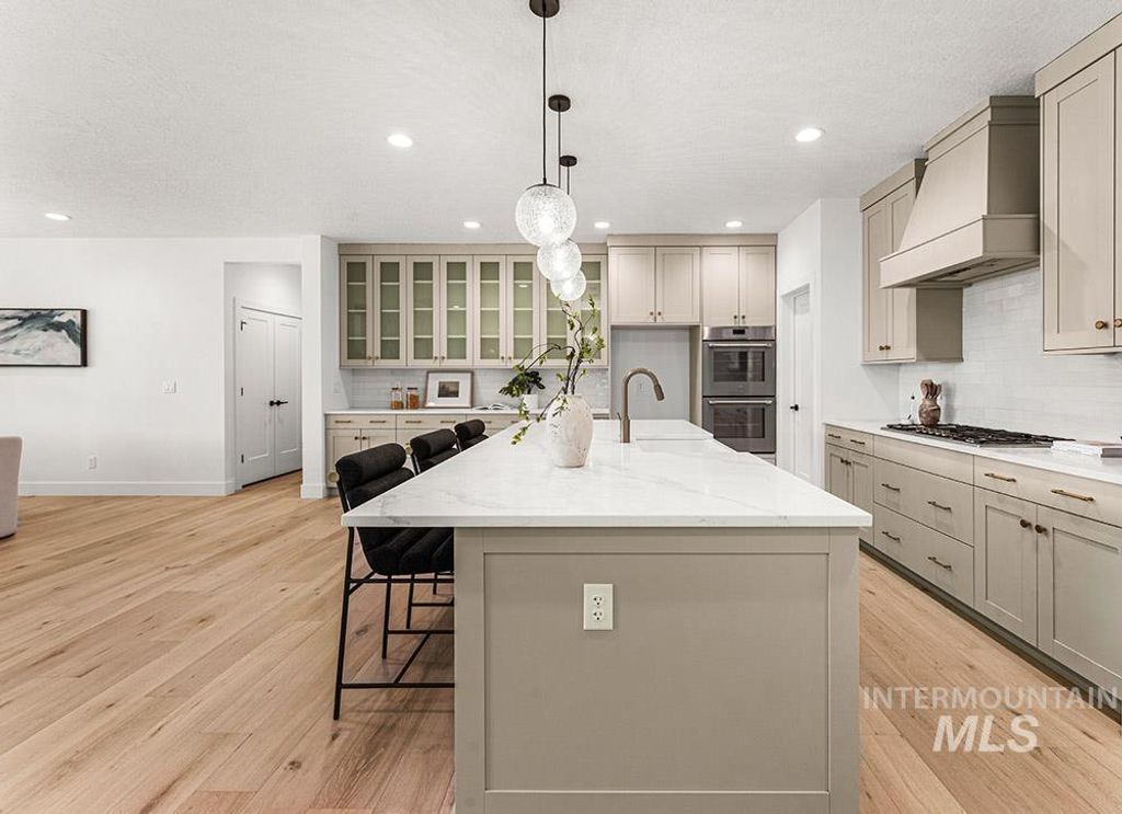 Photo of 864 N Gracie Ave #Lot 11/3, Eagle, ID 83616 (MLS # 98977737)