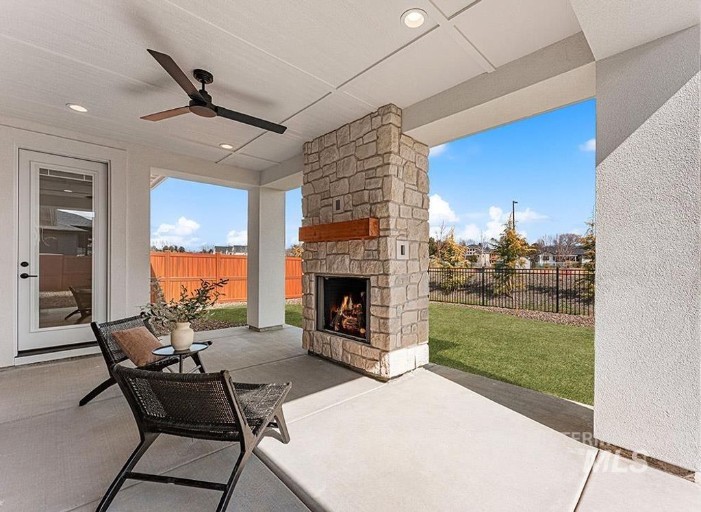 Photo of 864 N Gracie Ave #Lot 11/3, Eagle, ID 83616 (MLS # 98977737)