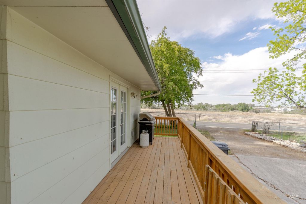 Photo of 794 Park Ave, Twin Falls, ID 83301 (MLS # 98987650)