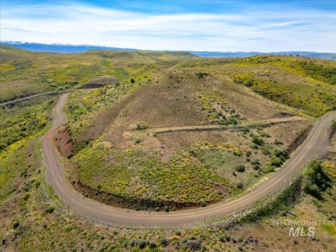 Photo of 25 Cuddy View Drive, Council, ID 83612 (MLS # 98980121)