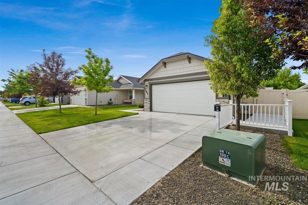 Photo of 7645 E Declaration Dr, Nampa, ID 83687 (MLS # 98991459)