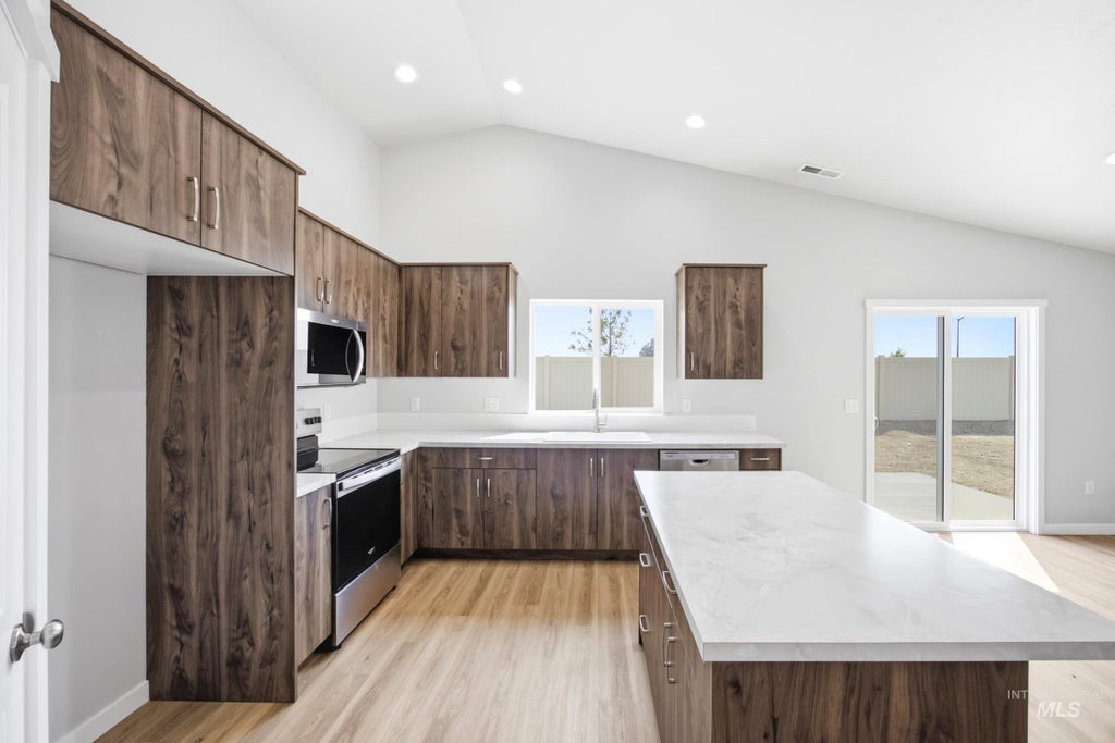 Photo of 278 N Tideberry Ave, Kuna, ID 83634 (MLS # 99001374)
