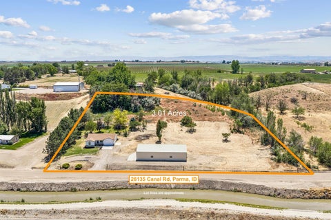 Photo of 28135 Canal Road, Parma, ID 83660 (MLS # 98989082)
