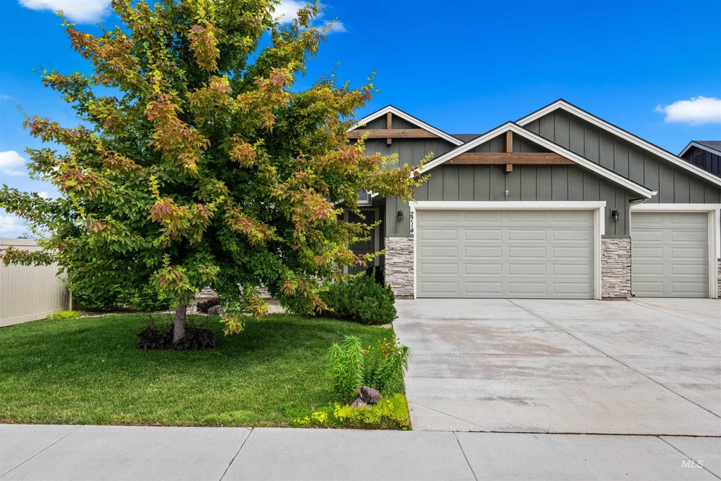 Photo of 2714 E Gypsum St, Nampa, ID 83686 (MLS # 98989993)