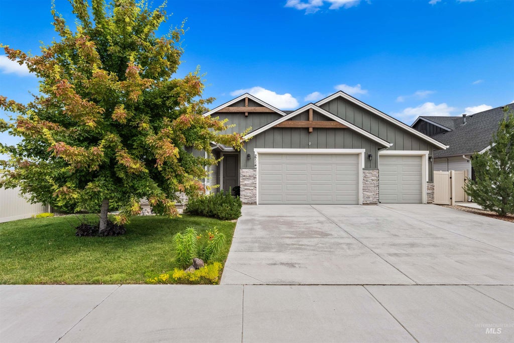 Photo of 2714 E Gypsum St, Nampa, ID 83686 (MLS # 98989993)