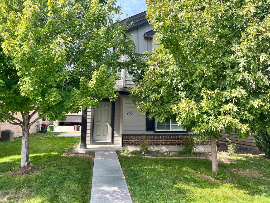 Photo of 755 N Manship Ave, Meridian, ID 83642 (MLS # 98963595)