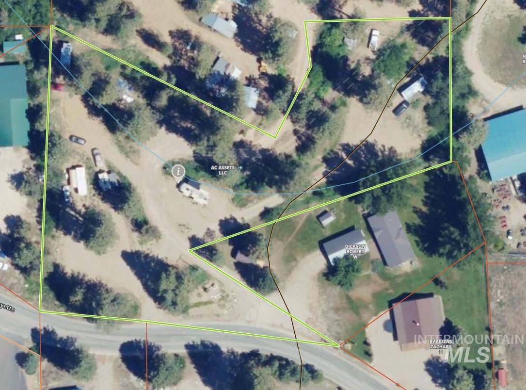 422 S Middlefork Rd.