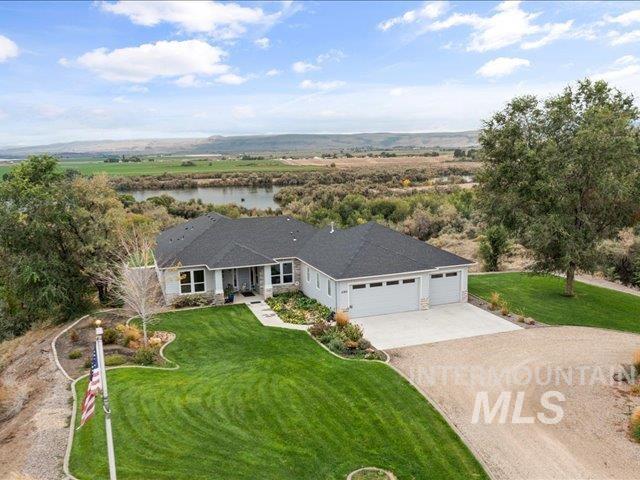 23831 Viking Ln