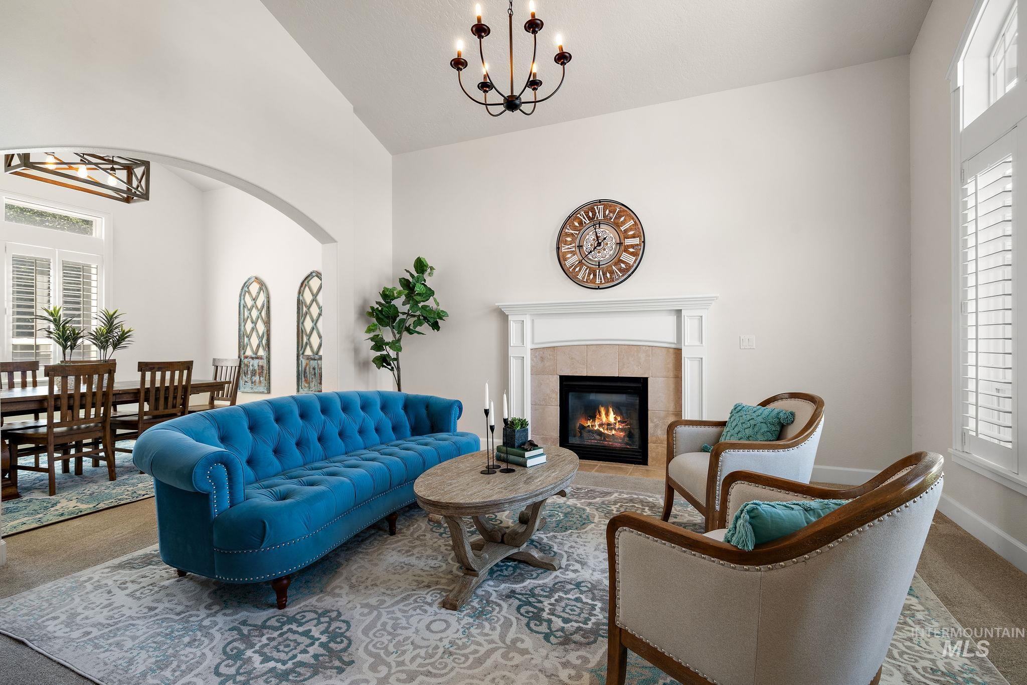 5742 N Black Sand Ave