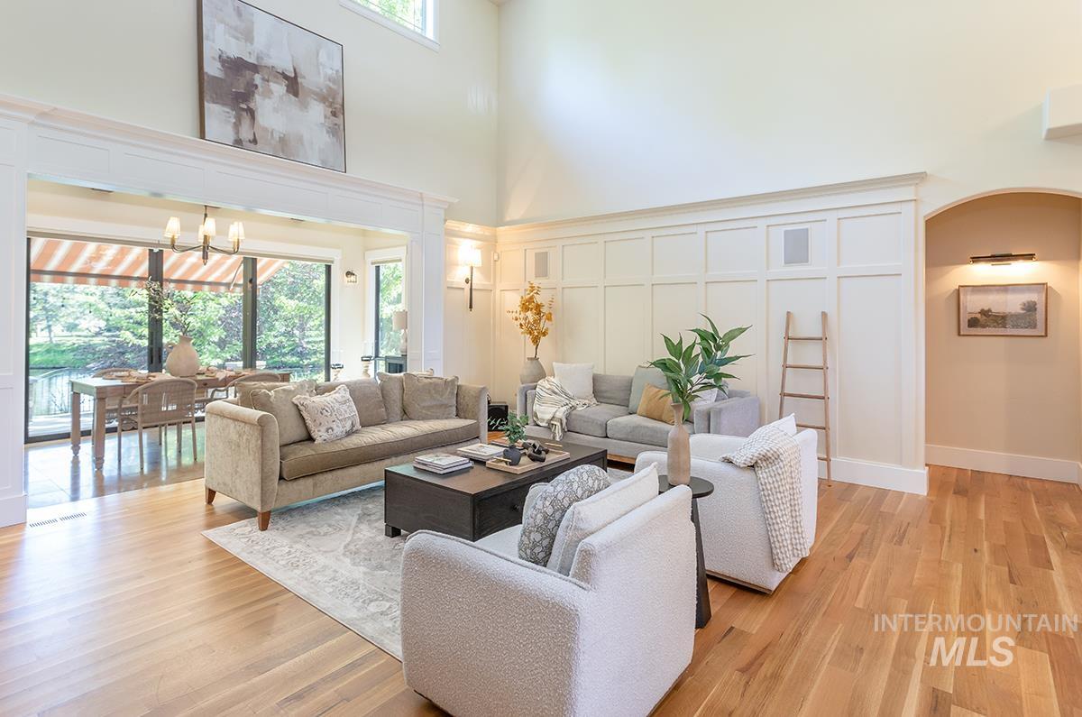 1049 E Riversong Dr.