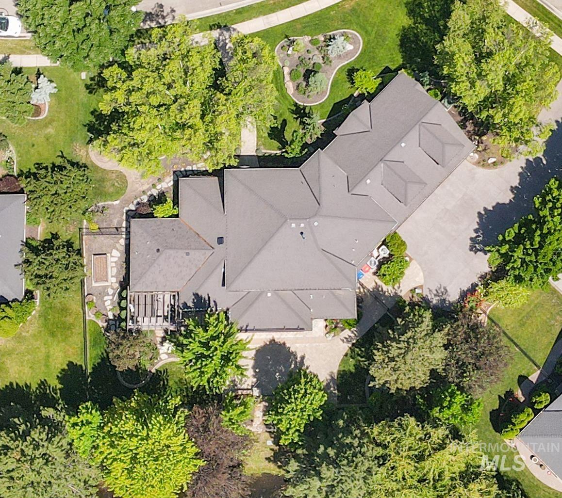 1049 E Riversong Dr.